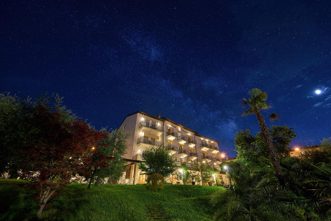 Hotel Belvedere Торри-дель-Бенако Экстерьер фото